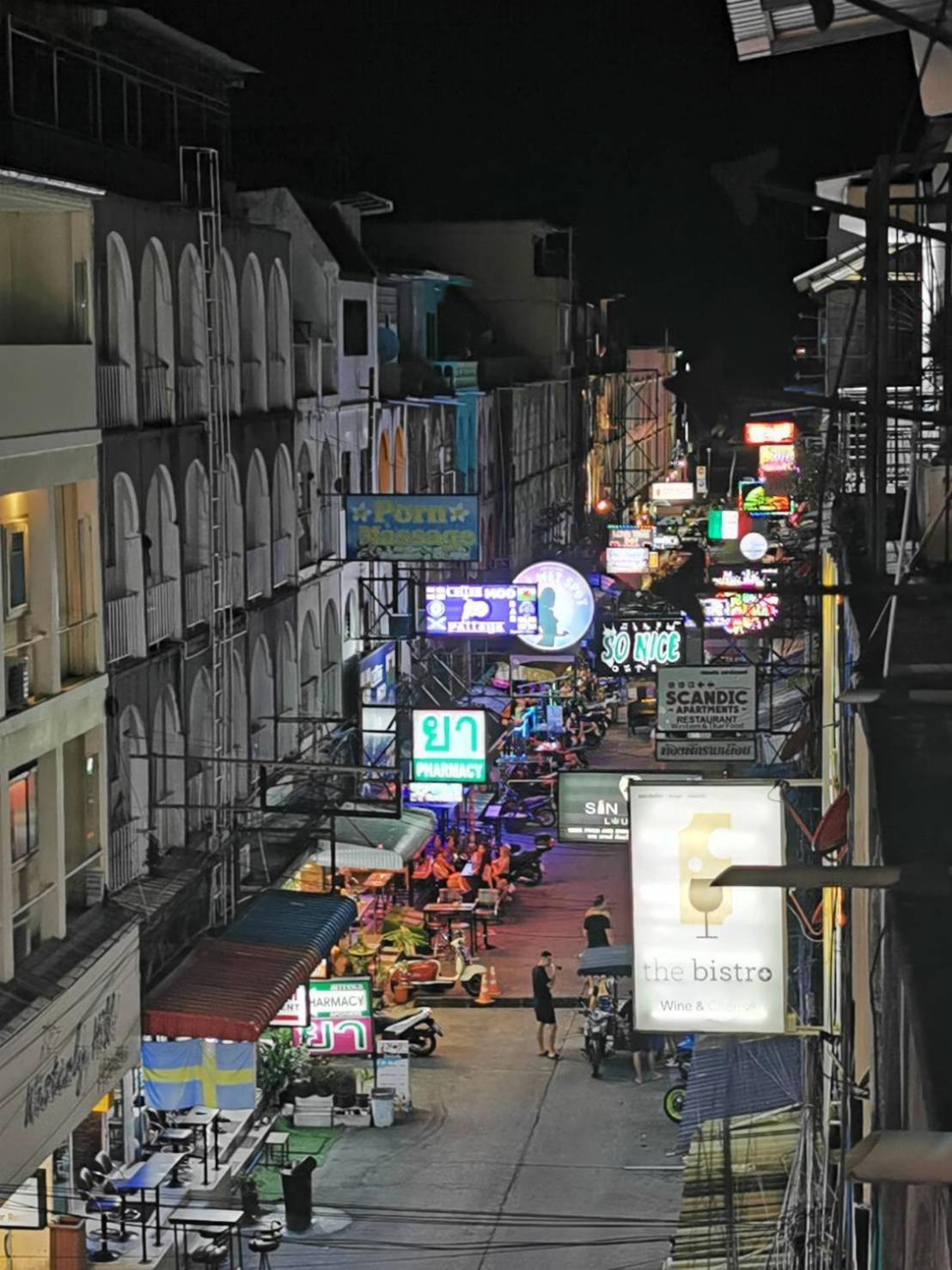 The One Hotel Pattaya Eksteriør billede